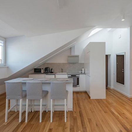 White 1 Bd Old Town Apartment By Hostlovers Kaunas Extérieur photo
